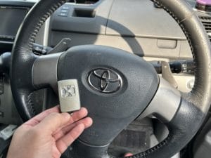 トヨタ中古スマートキーーカギのトラブルは(有)防犯システムにお任せください