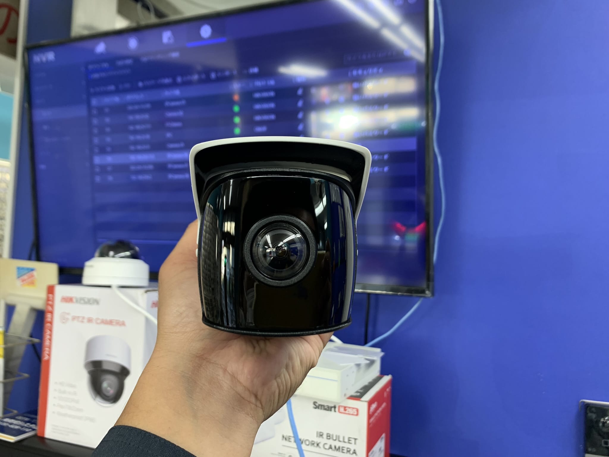 専門店の防犯カメラ-カギの110番佐世保(有)防犯システム